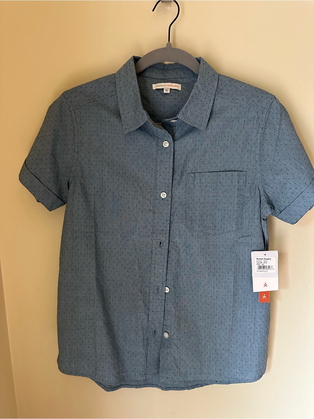 Casual Short-Sleeve Button-Down Shirt in Dusty Blue